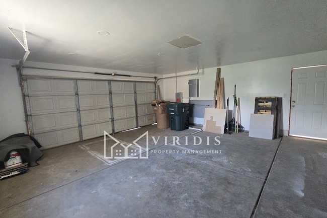 Building Photo - 5020 Trabuco Canyon Dr