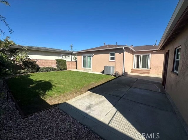 Building Photo - 6519 Coralee Ave