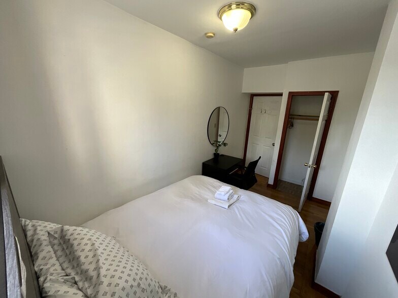 Building Photo - 871 Harrison Ave