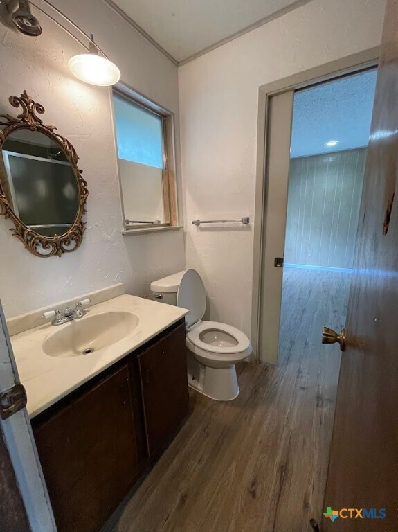 Building Photo - 1800 Charter Oak Dr