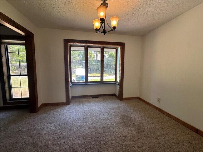 Building Photo - 330 Homestead Cir NW