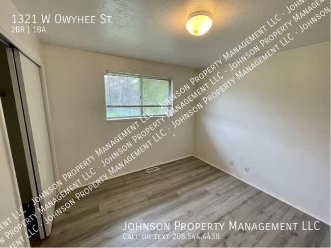Building Photo - 1321 W Owyhee St