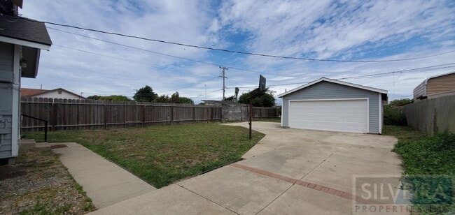Building Photo - Cozy 2 bedroom 2 Bath home in Guadalupe