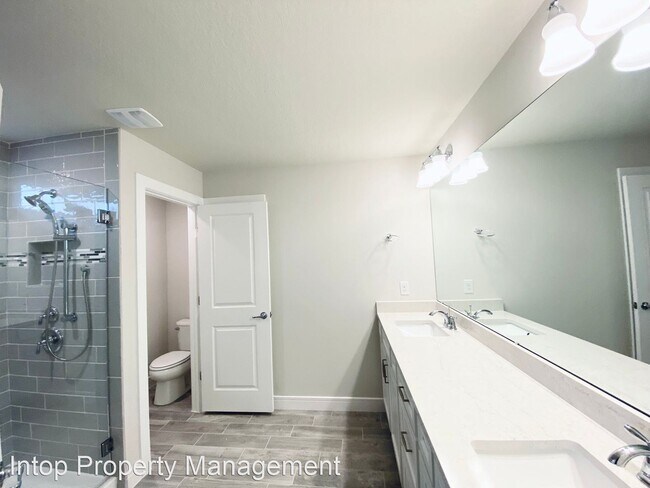 Building Photo - 4 br, 2.5 bath House - 4599 Gliding Wave St