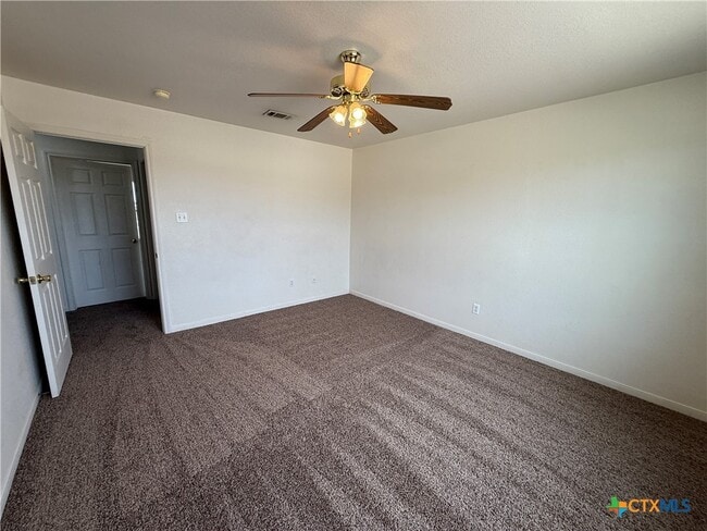 Building Photo - 705 S Amy Ln