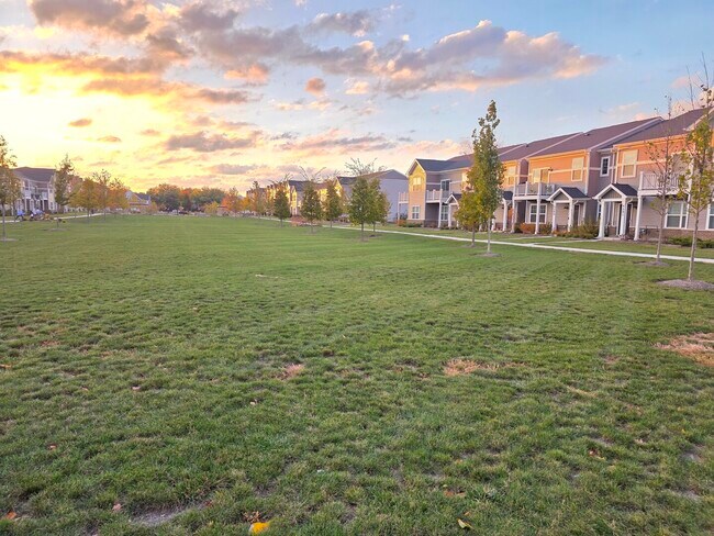 Building Photo - 4219 Chelsea Mnr Cir