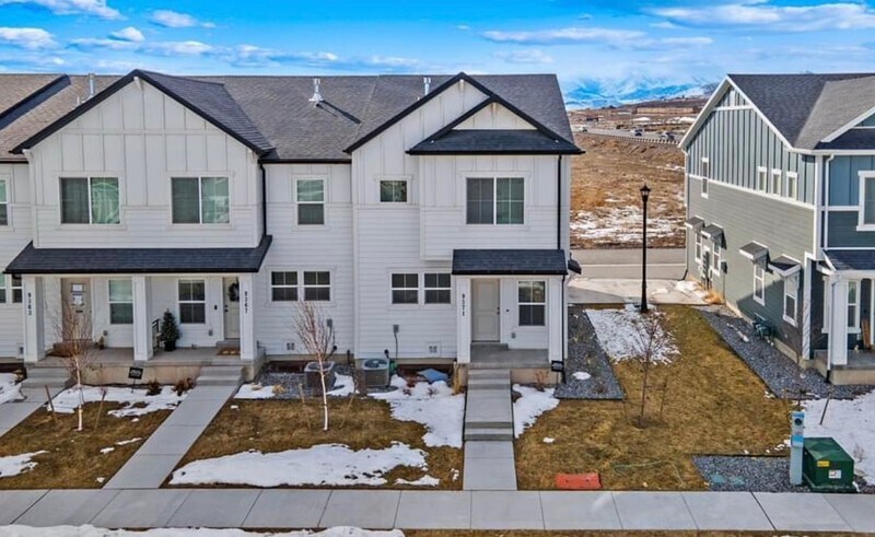 Building Photo - 9352 N Vernham Ln
