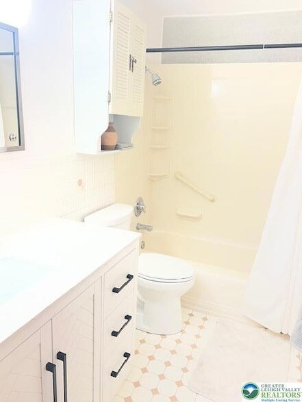 Building Photo - 2621 Colorado St