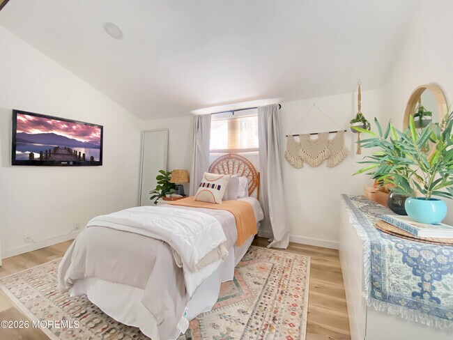 Building Photo - 110 Curtis Pl