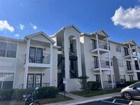 Building Photo - 2550 N Alafaya Trail