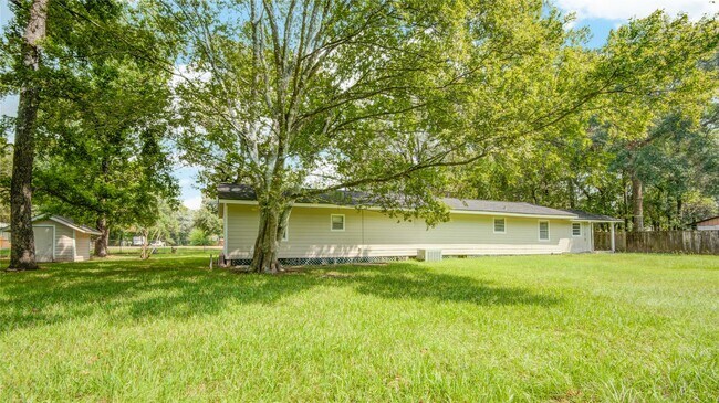 Building Photo - 804 Chickasaw Dr