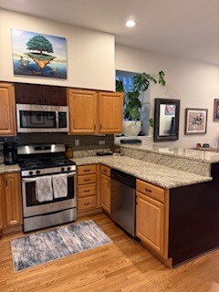 Building Photo - 1255 N Honore St