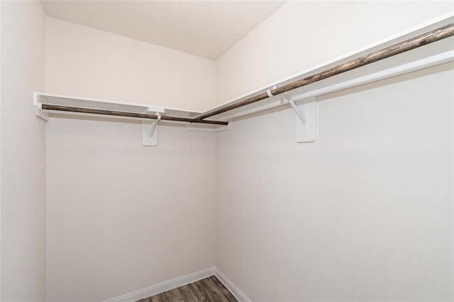 Building Photo - 672 Fallow Ln