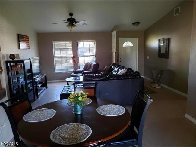 Building Photo - 3604 SW 6th Pl