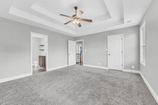Building Photo - 843 Crestone Ln