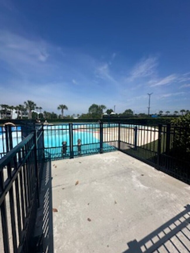 Building Photo - St. Johns, Beach Walk Community, Townhouse