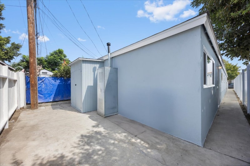 Building Photo - 3537 Delta Ave