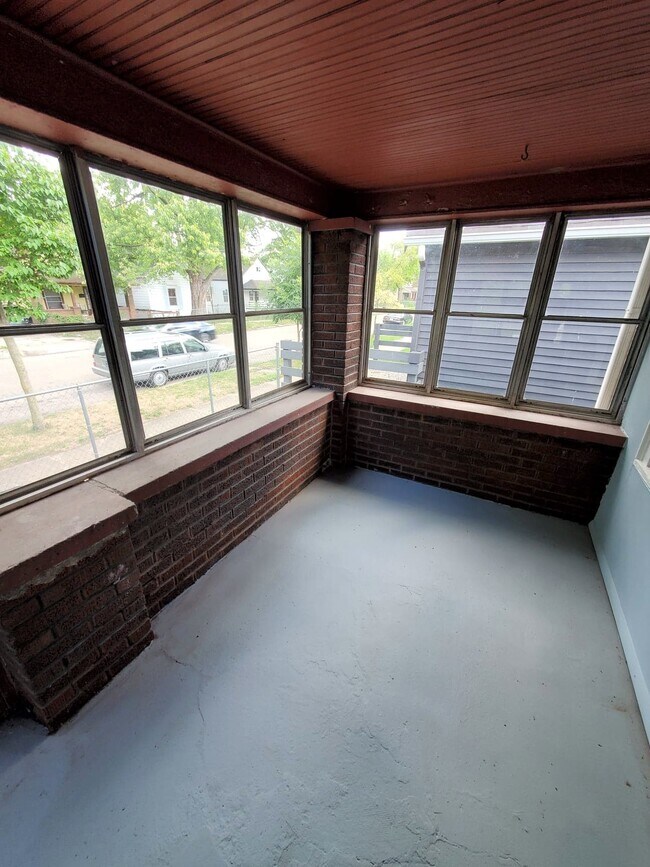 Building Photo - 50 Jefferson Ave