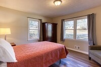 Building Photo - 4959 Ailene Dr