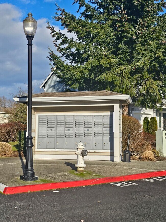 Building Photo - Kent The Parks HOA Community  3 bed, 2.5 bath rental home. Available NOW!