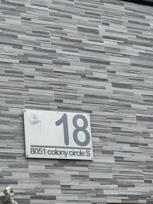 Building Photo - 8051 S Colony Cir