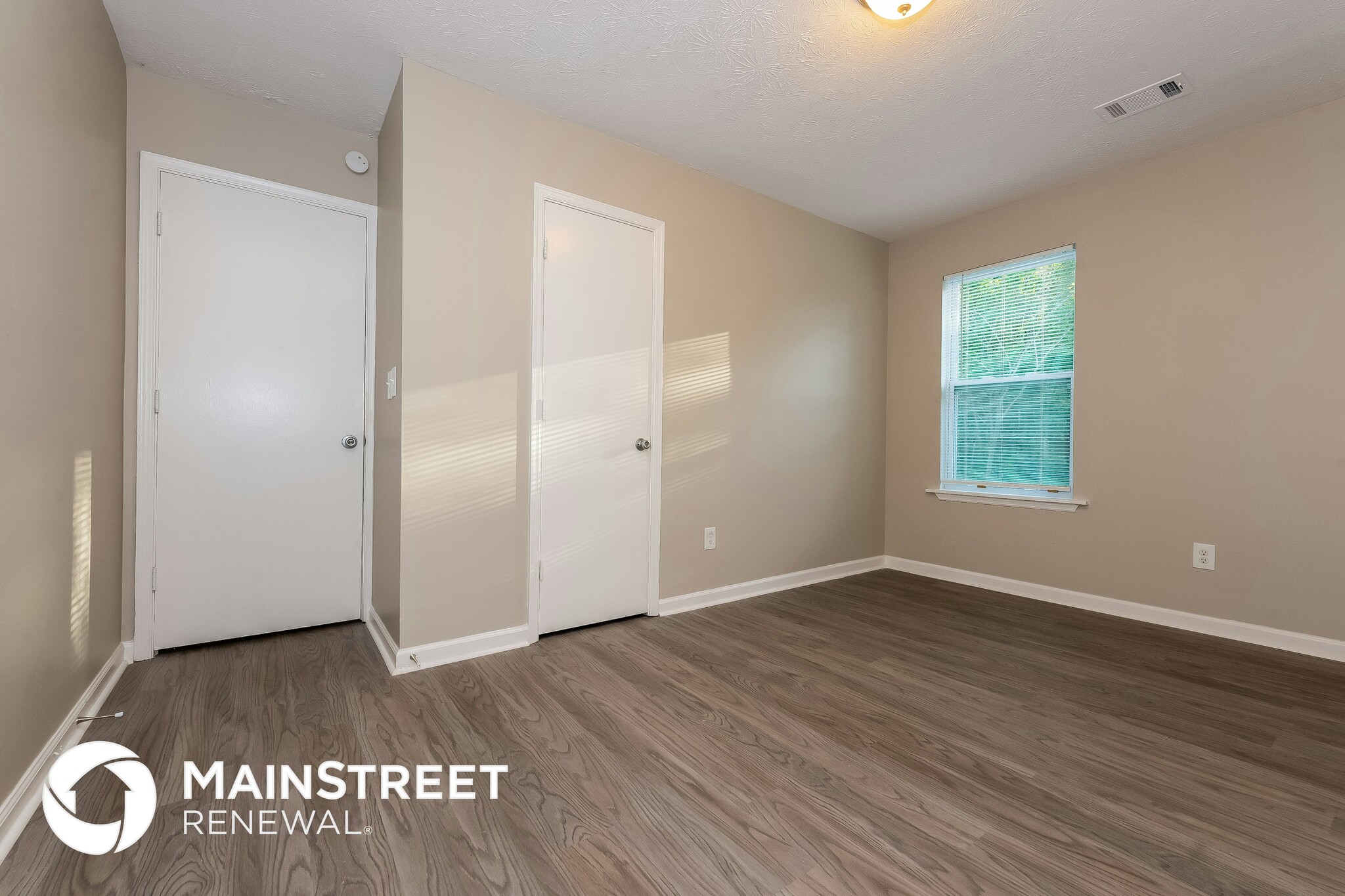 Building Photo - 6265 Leverett Dr