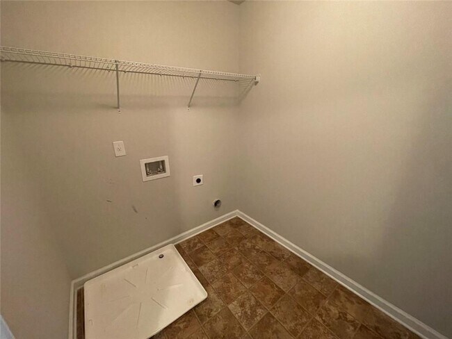 Building Photo - 4810 Haysboro Way