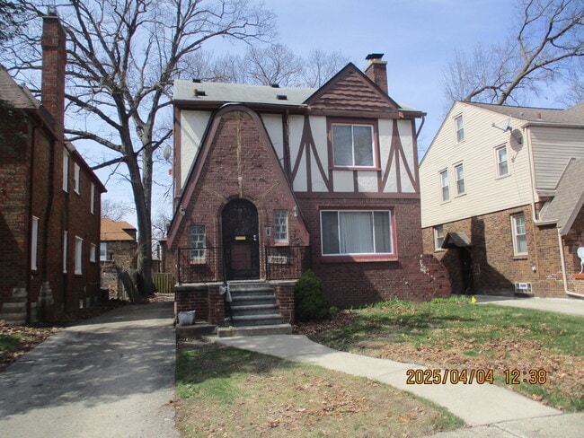 Primary Photo - 17573 Monica St