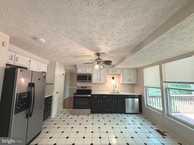 Building Photo - 14931 Windmill Terrace