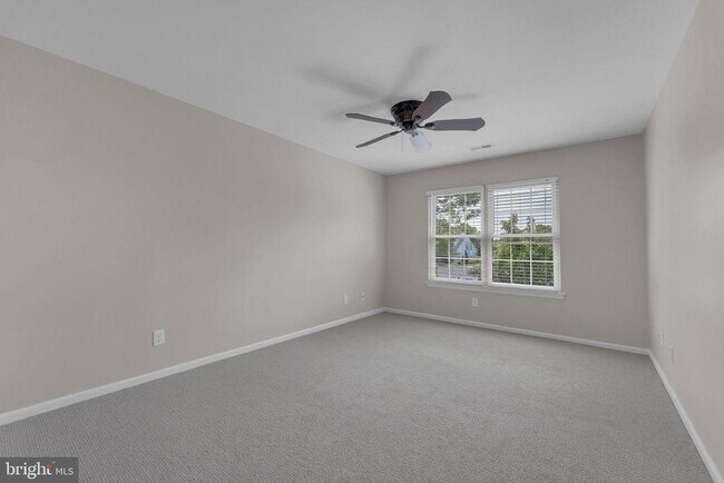 Building Photo - 620 Covington Ct