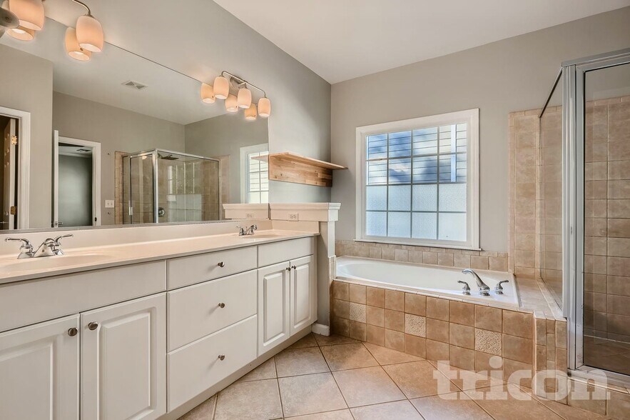 Building Photo - 22 Vinings Lake Dr SW