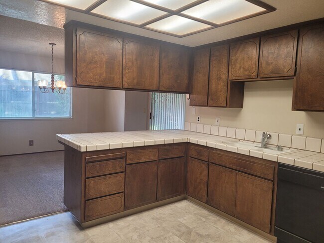 Building Photo - 1189 Greenhill Drive, Roseville