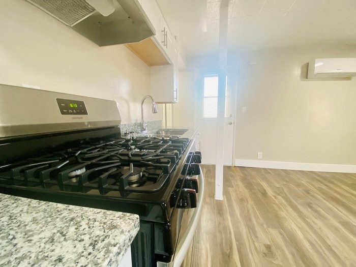 Building Photo - 2625 E Copper St