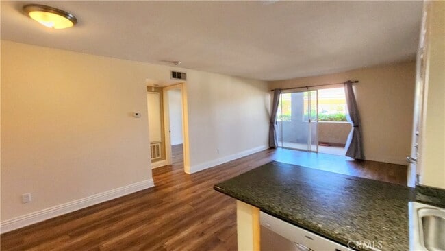 Building Photo - 2400 San Gabriel Way