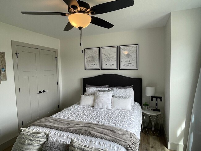 Building Photo - Built in 2025 3 Bed 2 Bath FOR RENT