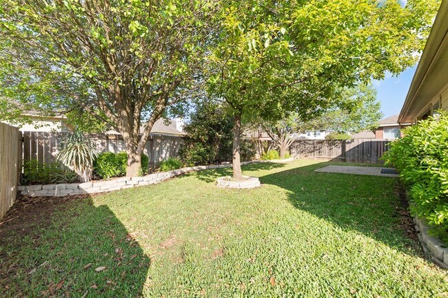 Building Photo - 4423 Meadowside Ln