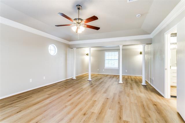 Building Photo - 2 Linderhof Cir