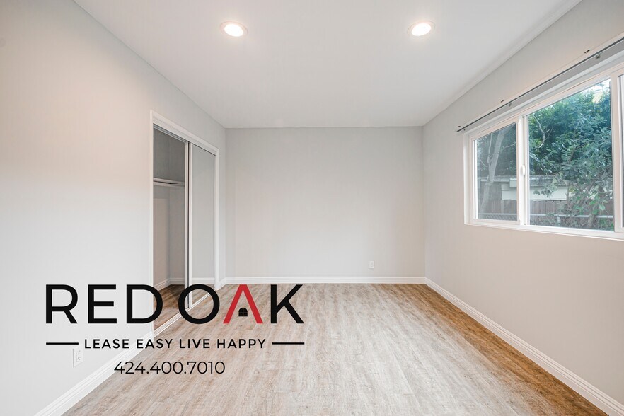 Building Photo - 11424 Killion St
