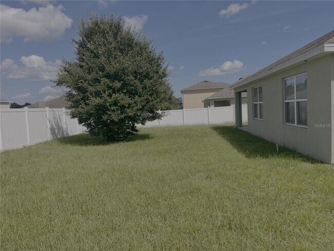 Building Photo - 5001 SW 97th Pl