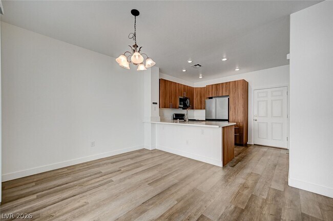 Building Photo - 8738 Villa Jeremiah Ln