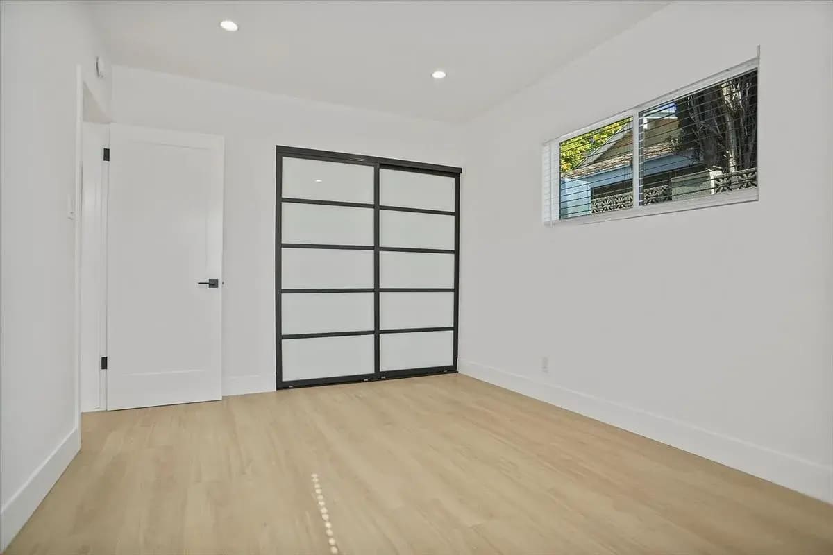 Building Photo - 21330 Lemarsh St