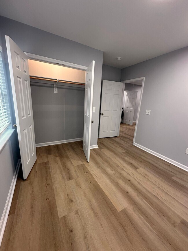 Building Photo - 517 Cardamon Ct