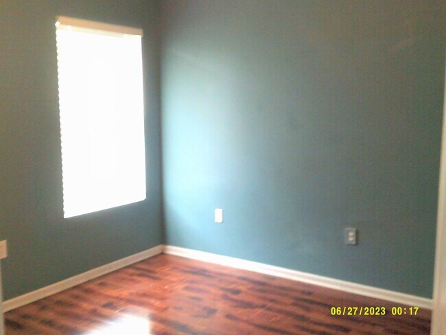 Building Photo - 3047 Bright Eagle Dr