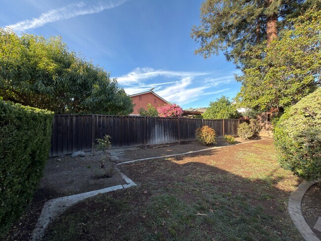 Building Photo - Spacious 3BR/2BA Single Family Home | 2-Car Garage + Great San Jose Location