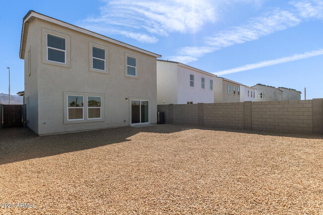 Building Photo - 1564 N Pueblo Dr