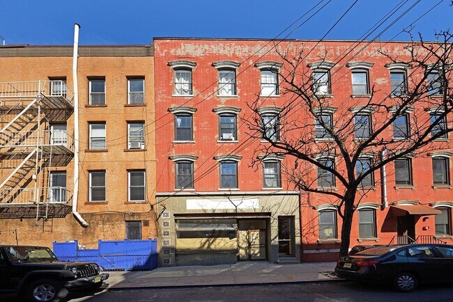 Building Photo - 260 3rd St
