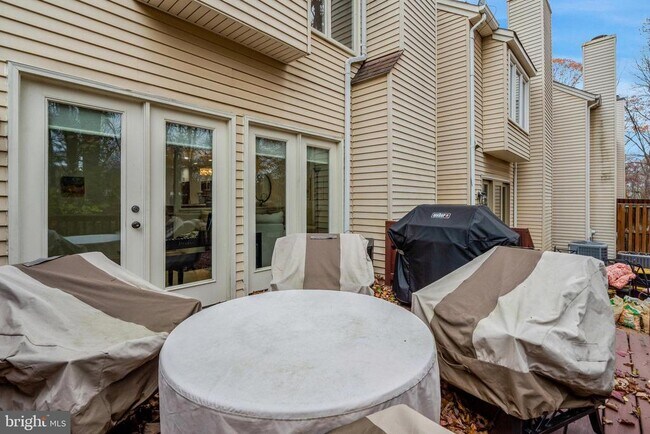 Building Photo - 12552 Garland Tree Ct