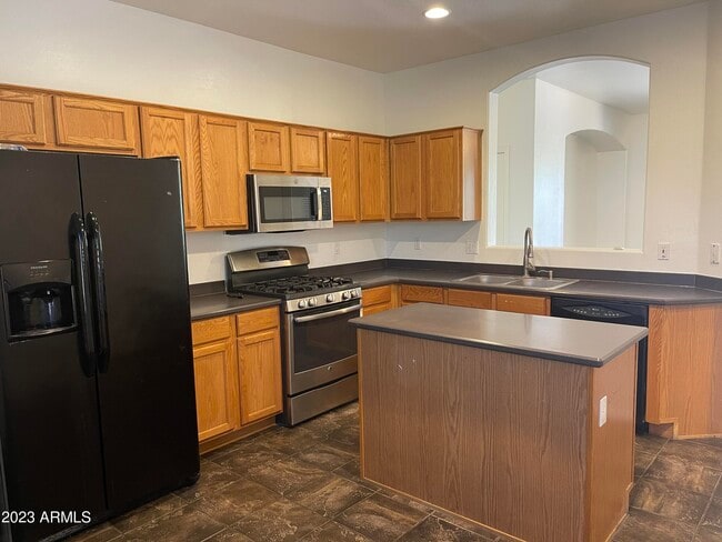 Building Photo - 4314 E Megan St