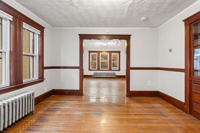 Building Photo - 7 Rockwell St