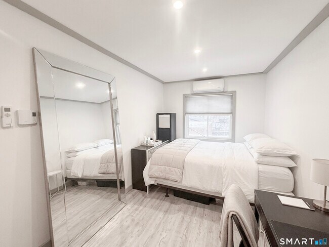 Building Photo - 60 Connecticut Ave